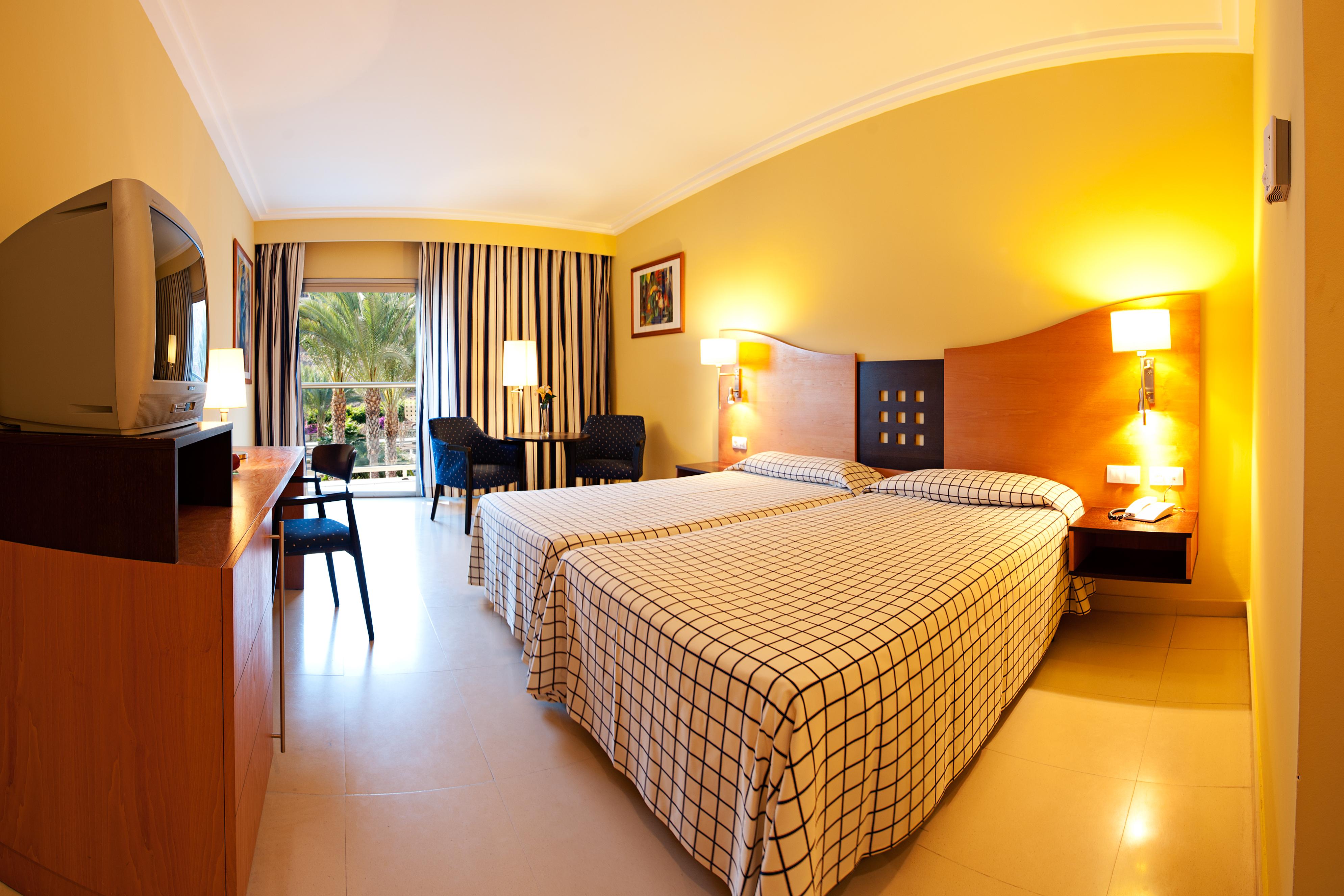 Hotel Livvo Costa Taurito & Aquapark (Adults Only) מראה חיצוני תמונה